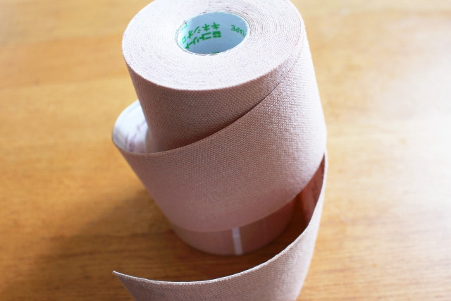 冷却・鍼灸施術・テーピングなどで痛みを早期改善に導きます。